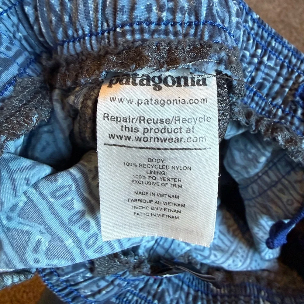 Patagonia Boys XL Blue Tribal Wavefarer Board Shorts Swim Surf